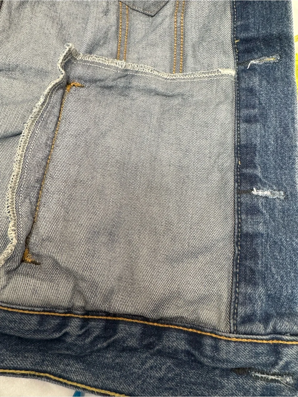 Levi’s Denim Trucker Vest Distressed Faded Wash